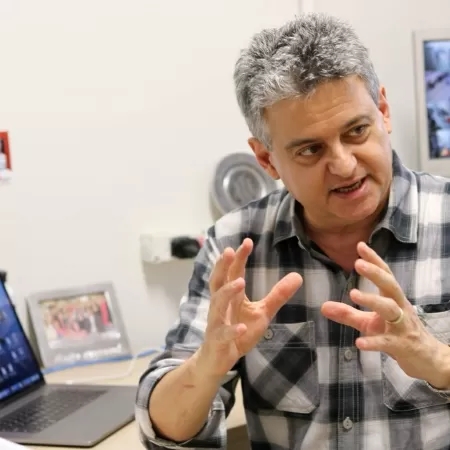 Cientista que liderou pesquisa da COVID morre vítima da doença. Estudou na FEM