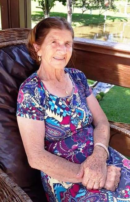 COM O CARINHO DOS FILHOS, NETOS E BISNETOS, ODETE BRIGAGÃO CELEBRA 87 ANOS